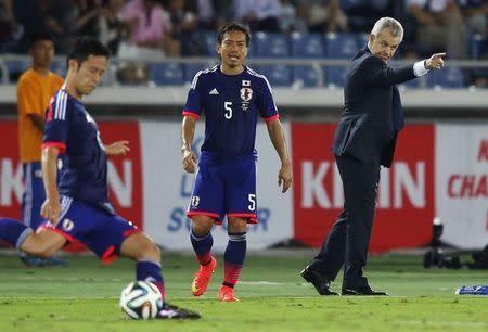 开云分部-墨西哥主帅阿吉雷：长友佑都是我的老朋友，他给我留下深刻印象